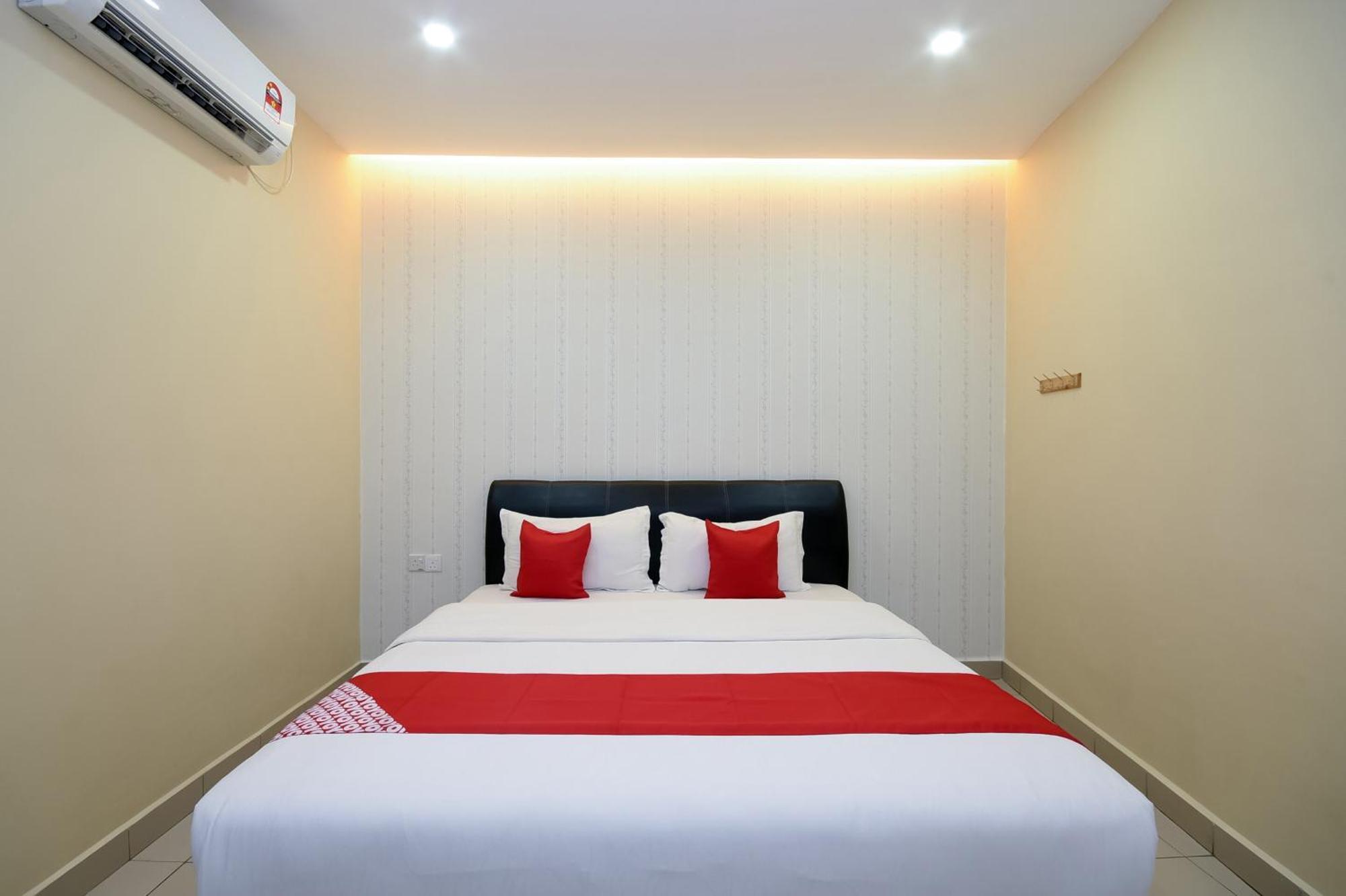 Oyo 89301 Ys Inn 米里 外观 照片