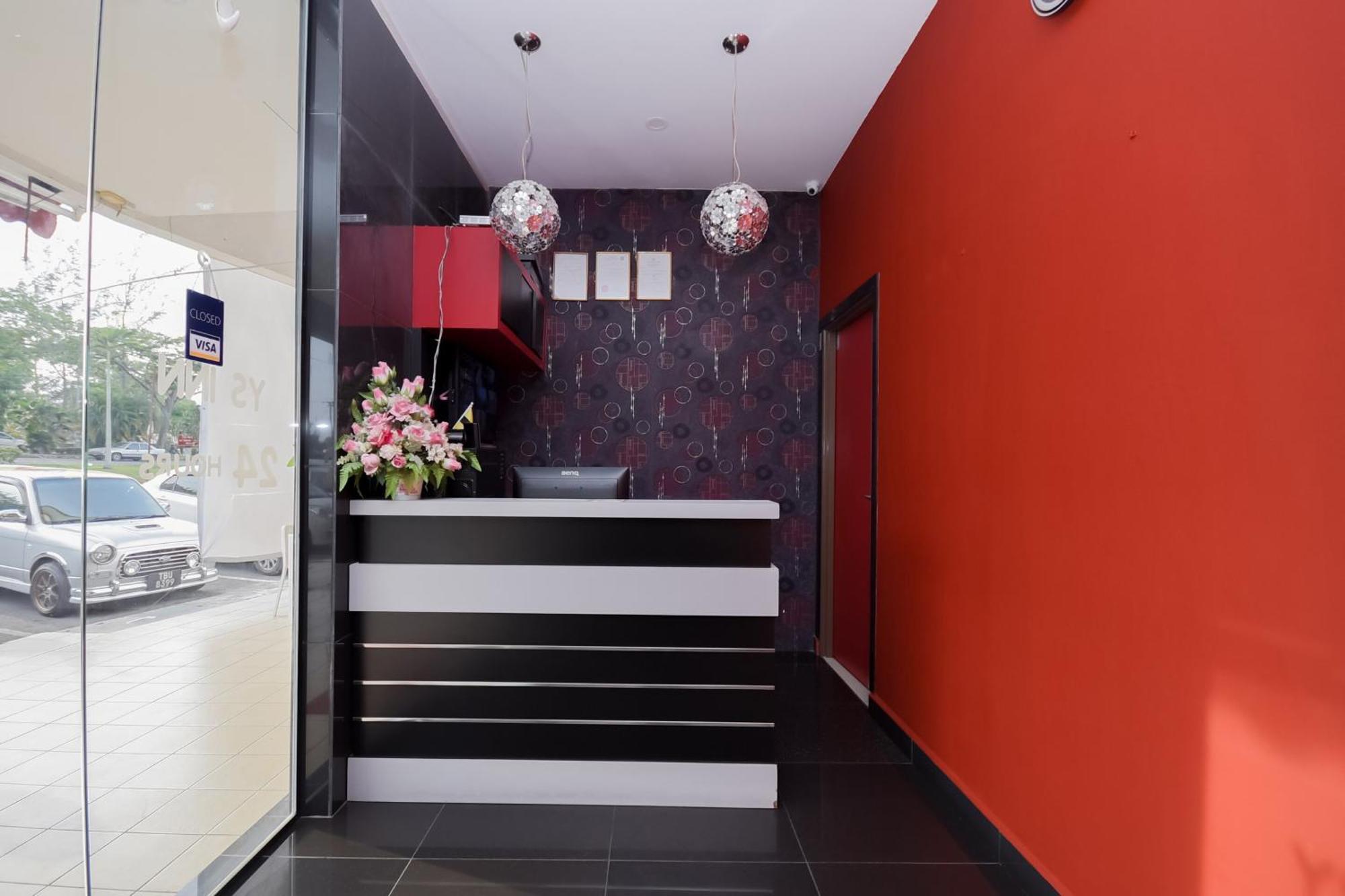 Oyo 89301 Ys Inn 米里 外观 照片