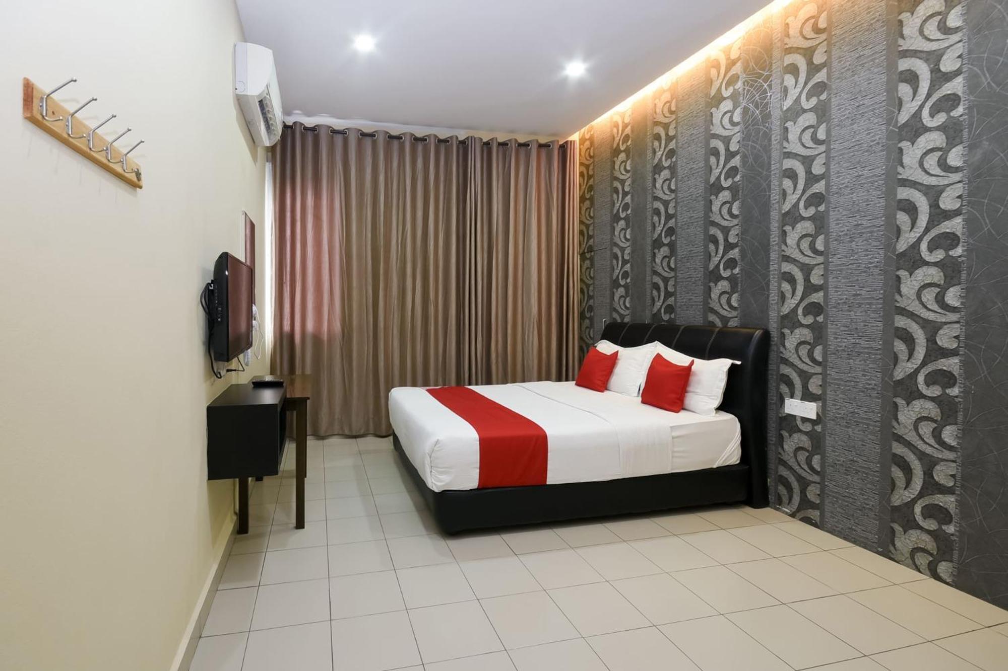 Oyo 89301 Ys Inn 米里 外观 照片