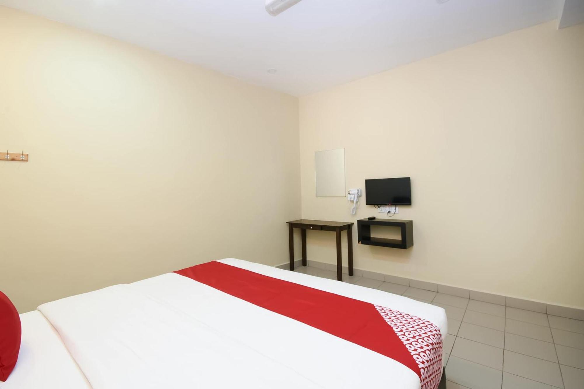 Oyo 89301 Ys Inn 米里 外观 照片